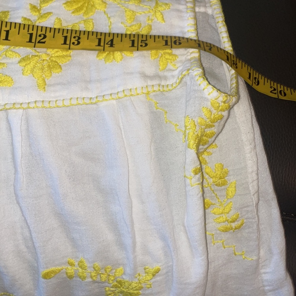 Roberta Roller Rabbit Embroidered Sleeveless Top - Picture 7 of 9